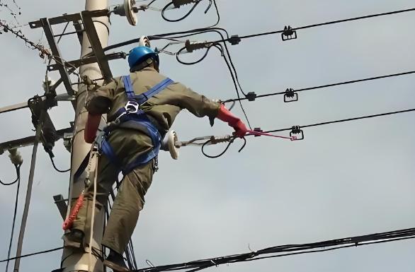 怎样让配网行波故障预警与定位装置的性能充分发挥