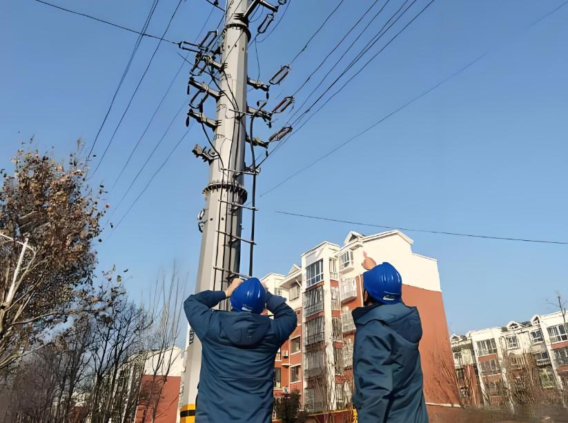 输电线路分布式故障定位监测装置：电网运维的“全时感知中枢”